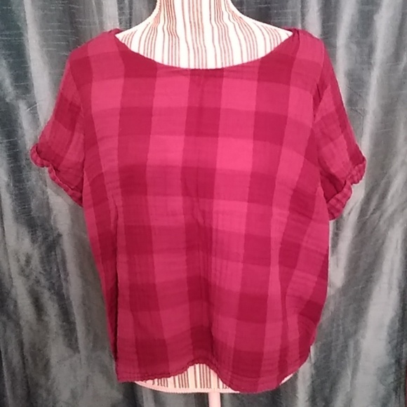 Old Navy Tops - 🍁 BOGO 🍂Old Navy blouse